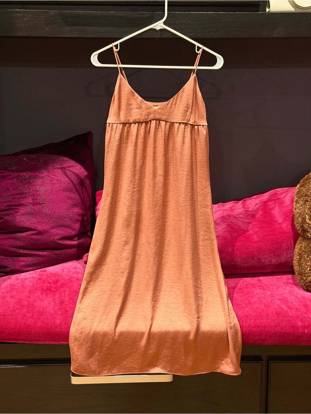 Aritzia Wilfred lover satin midi dress